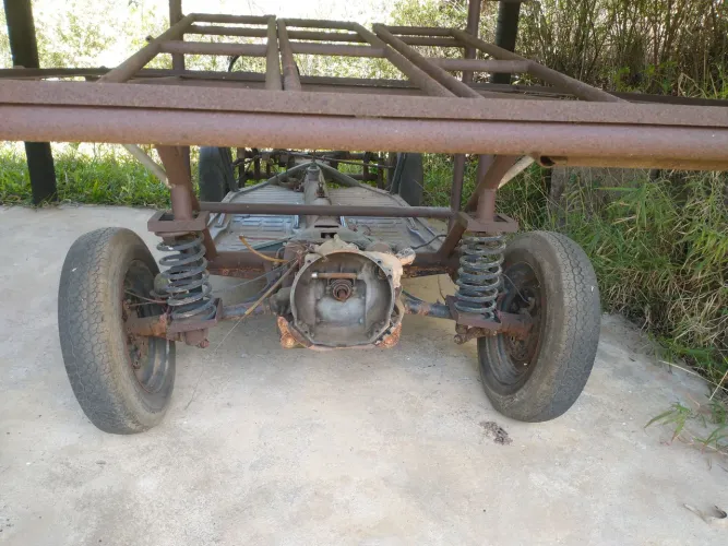 Transportador agrícola do tipo prancha/gaiola