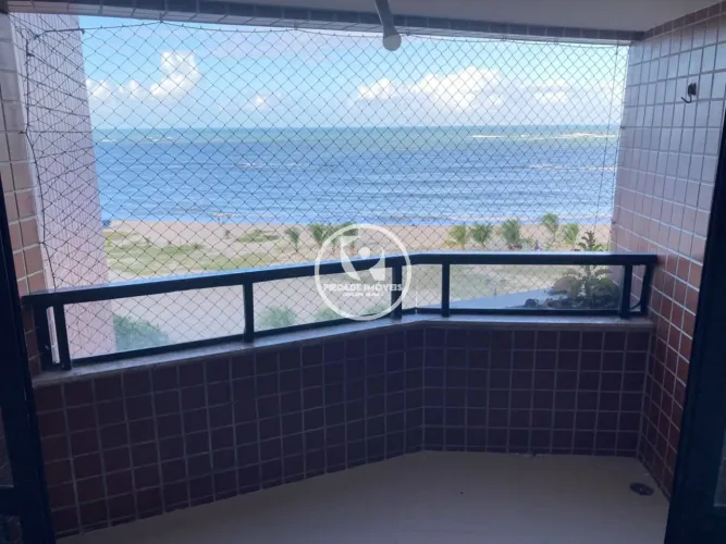 Apartamento Para Alugar com 4 quartos 2 suítes à beira mar de Candeias em Jaboatão Dos Gua