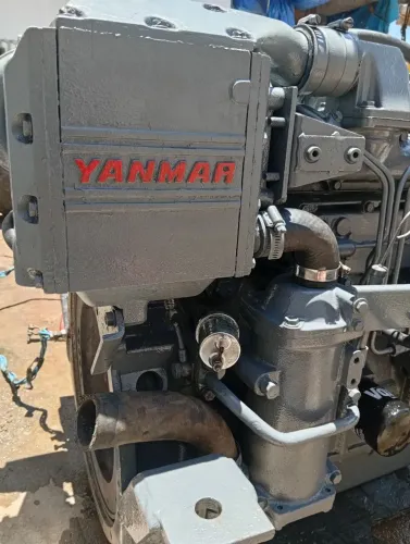Motor yanmar 4lh-hte /4cilindros 140 Hp.