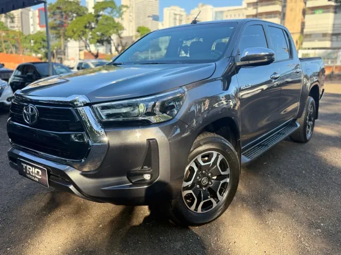 Toyota Hilux CD SRV 4X4 2.8 TDI Diesel Aut. 2024