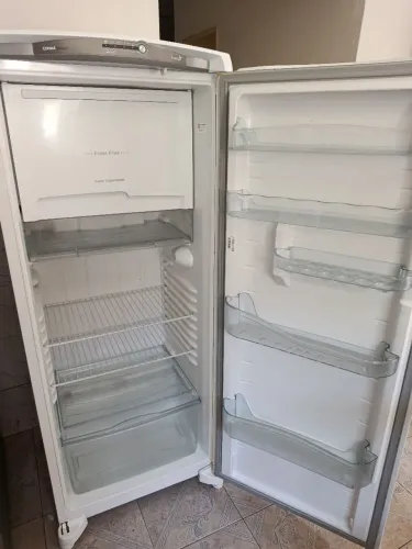 Geladeira Consul