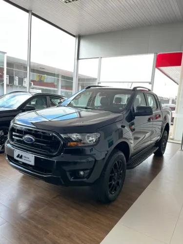 Ford Ranger Black 2.2 4X2 CD Diesel AUT 2023
