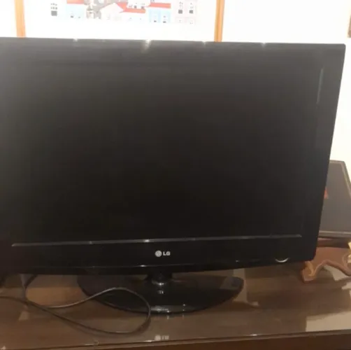 TV LG 32? com controle remoto