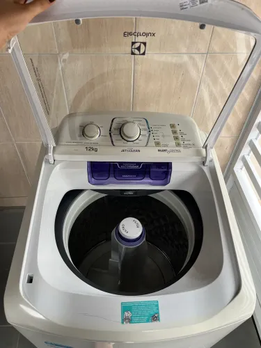 Máquina de Lavar Electrolux 12kg 220V