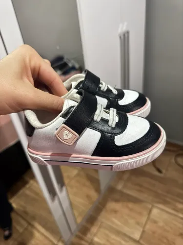 Tênis Melekinha Bebê tamanho 21