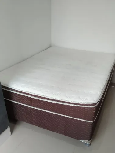 Cama box casal