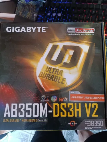 Gigabyte AB350M-DS3H V2 AM4 DDR4 - NOVA, Sem Uso