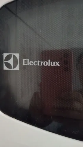 Vende-se um micro-ondas que parou de esquentar