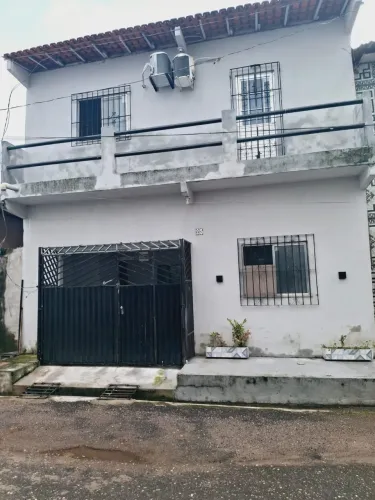Vendo casa a um passo do supermercado preço Baixo