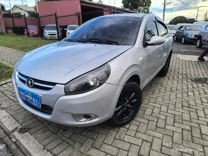 JAC J3 Turin Sedan 1.4 16V 4P Mec. 2013