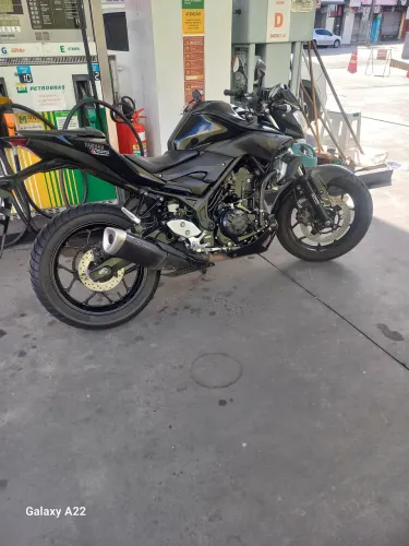 Moto MT 03 Vende-se conservada