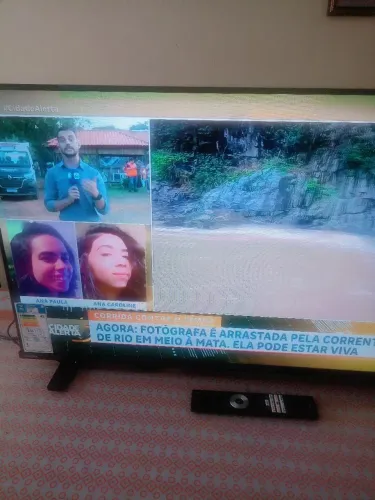 Vendo essa smartv nova apenas um mês de uso