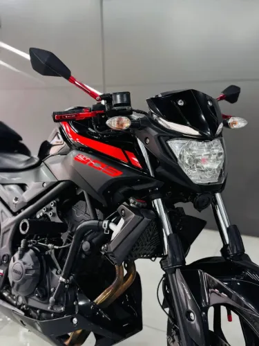 MT-03 Apenas 25.000 km (impecável + acessórios)