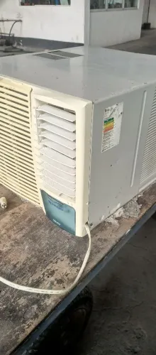 Vendo ar condicionado 18 BTUs show de bola ótimo preço