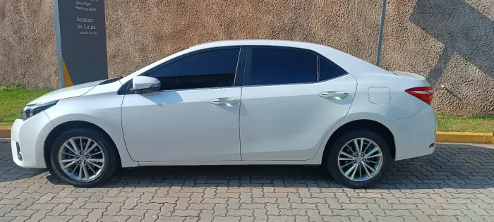 Toyota Corolla Altis 2.0 Flex 16V Aut. 2017