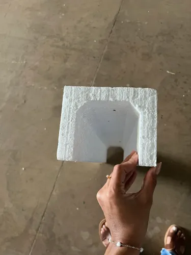 Moldura de isopor Shaft para esconder cano