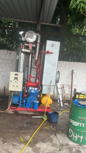 Máquina de gelo cubo