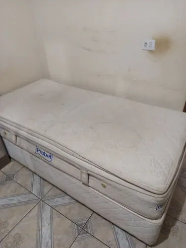 Cama de solteiro. Pra vender logo ?