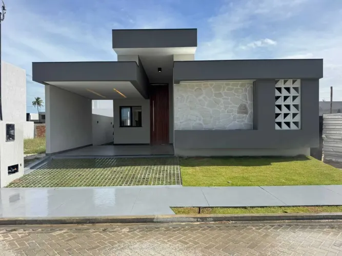 Casa de Alto Padrão à Venda- Condomínio Padang [13560]