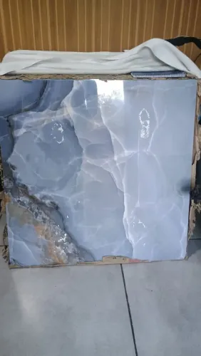 Piso polido Katarina 75 X 75 