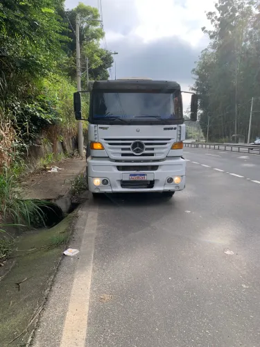 Mercedes Benz 1938s 4x2 Ano 2003/Mod 2003