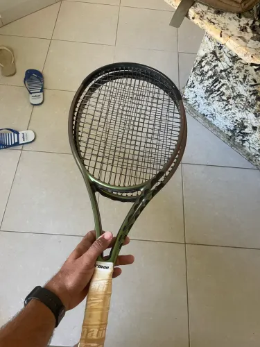 Raquete de tênis Wilson Blade v8