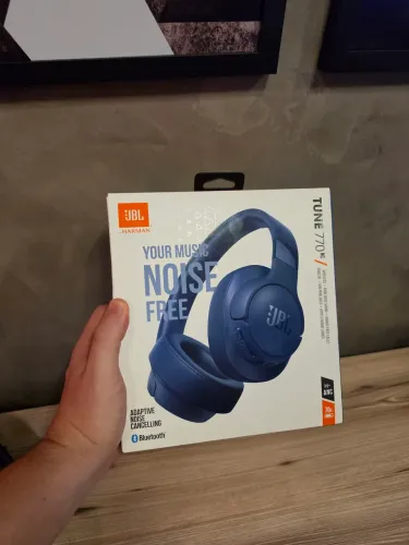 Fone JBL Tune 770NC