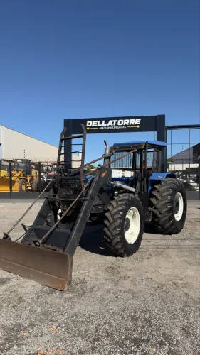 NEW HOLLAND * COM LÂMINA TATU 900 HORAS IMPECÁVEL