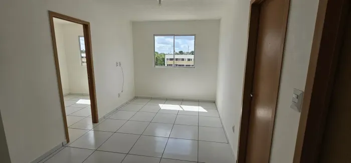 .Apartamento Nascente de 2 Quartos no Vista do Bosque 1