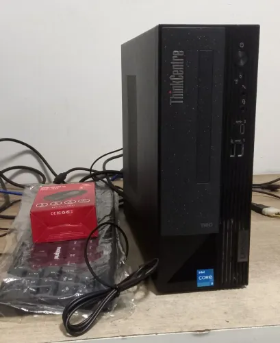 Pc Lenovo i3 de 13°Gen