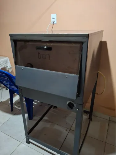 Forno Tron pizza semi Novo