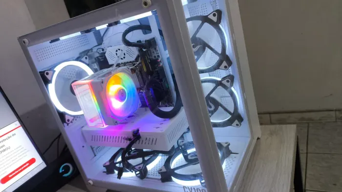 Gabinete Gamer Mancer Branco com 7 FANS brancas