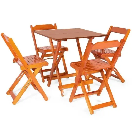 Mesa com cadeiras de madeira