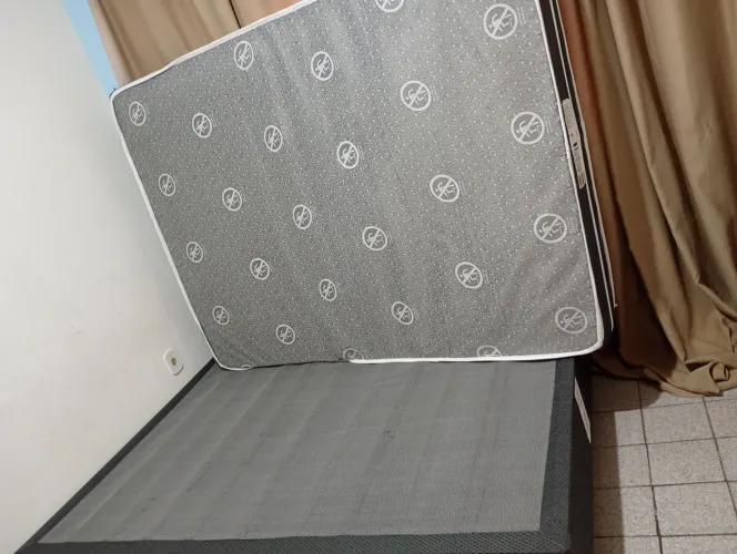 Vendo essa cama Box de casal