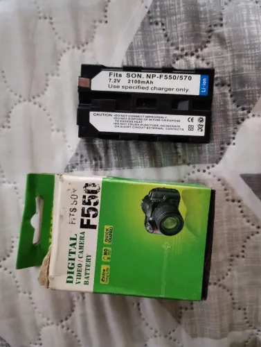 Bateria máquina fotográfica F550