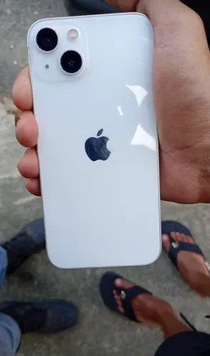 Vendo iPhone 13 nunca foi aberto celular está novo 