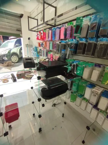 Lote de 650 capinhas de celulares diversos modelos