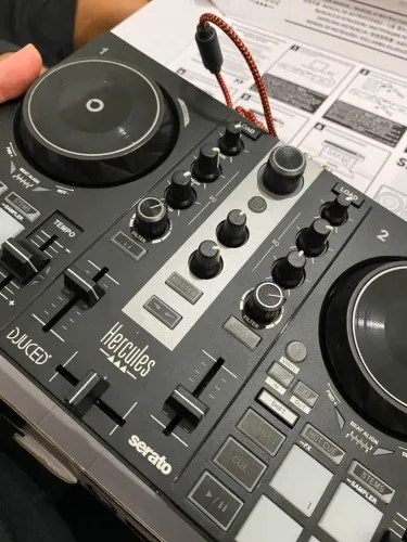 CONTROLADORA DE DJ HERCULES