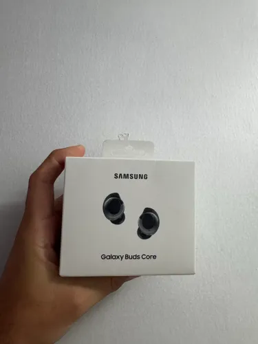 Samsung Galaxy Buds Core, Lacrado, 1 Ano de garantia pela Samsung e com nota fiscal.