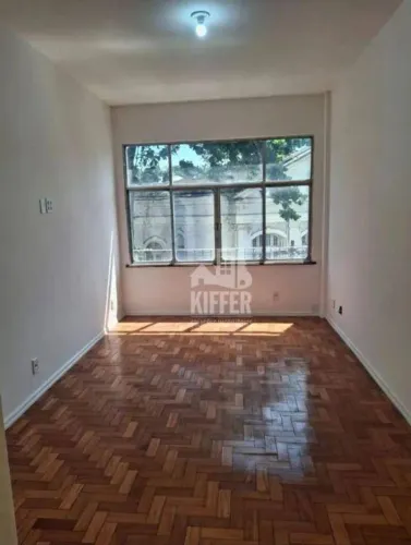Apartamento com 2 dormitórios à venda, 61 m² por R$ 250.000,00 - Centro - Niterói/RJ
