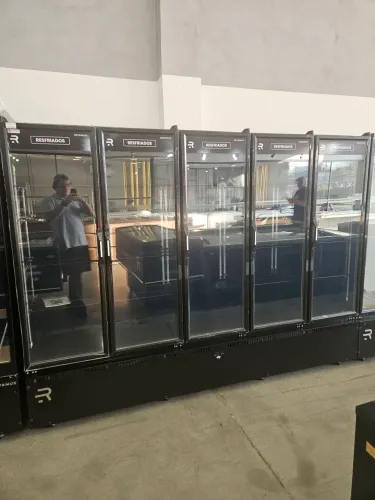 refrigerador auto serviço 5 portas para frios e bebidas total black