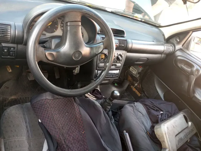 Chevrolet Corsa Sedan GLS 1.6 MPFI 4P 1999