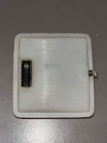 Luz De Teto Cortesia Original VW Gol/Saveiro/Parati/Voyage Quadrado