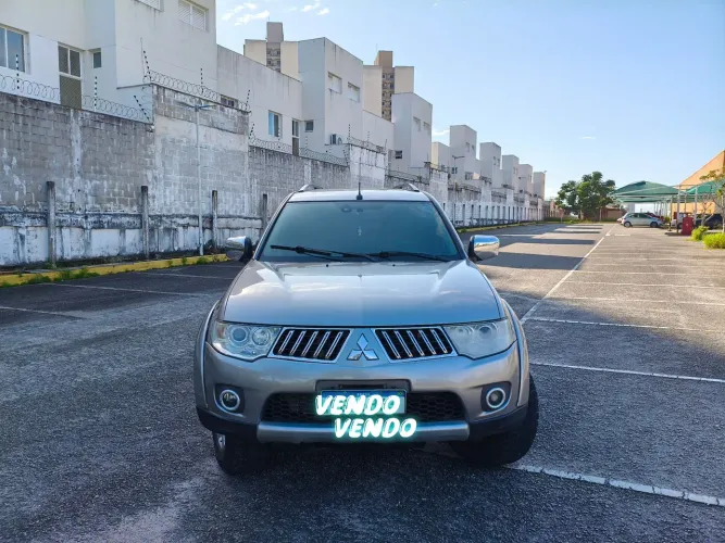 Mitsubishi Pajero Dakar 3.2 4X4 T.i. Dies. 5P Aut. 2013