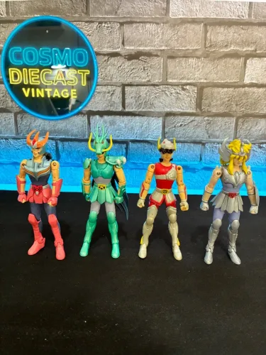 Cavaleiros do Zodiaco - Pégaso, Dragão, Fenix e Cisne V1 Bandai