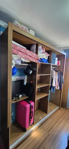 Guarda-roupa