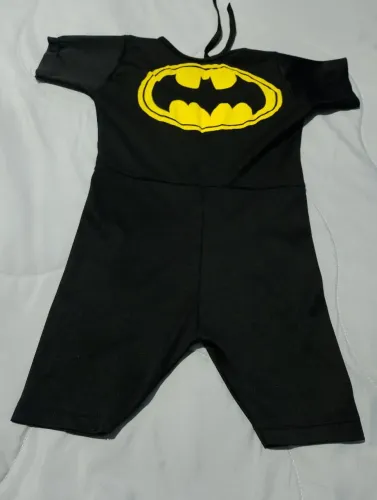 Vendo quatro fantasias nova