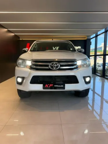 Toyota Hilux CD 4X4 2.8 Diesel Mec. 2018