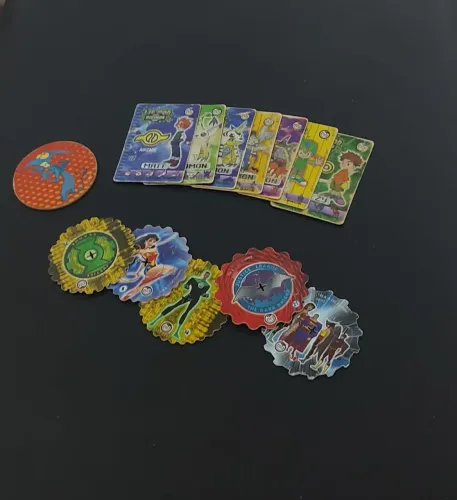 Tazos spiner liga da justiça + ligmon Elma chips
