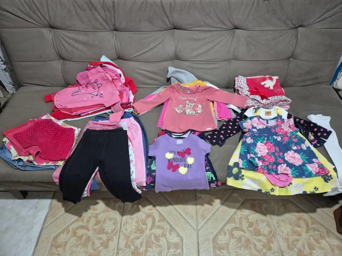 Lote de roupas bebê menina + boneca